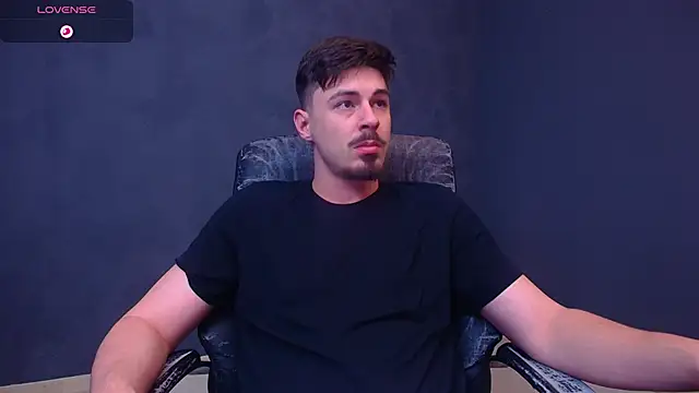 EnzoRace online show from 12/15/25, 09:02