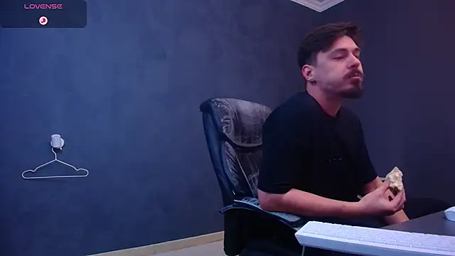 EnzoRace online show from 01/16/26, 05:11