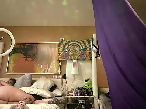 SparklesB1tch online show from 04/11/26, 01:10