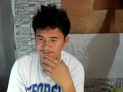Snapshot of Adim-pinoy146 chatting on 05/03/26, 05:13 Adim-pinoy146 online show from 05/03/26, 05:13