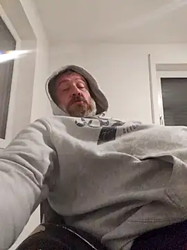 Flotschy85 online show from 02/22/26, 08:24