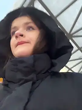 KittyQueeny online show from 11/28/25, 01:14