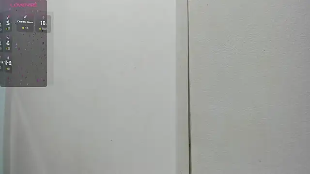 iisabella noa online show from 10/31/25, 12:17