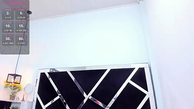 Snapshot of iisabella_noa chatting on 12/18/25, 01:17 iisabella noa online show from 12/18/25, 01:17