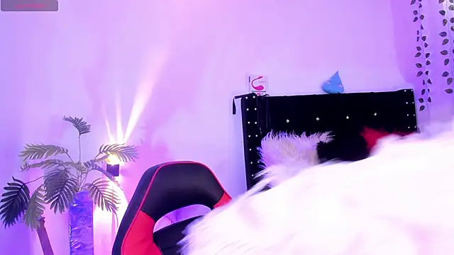 Cooperrosscute233 online show from 02/12/26, 07:20