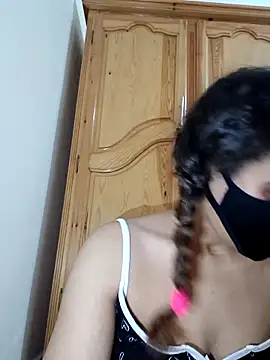 ghadiraa online show from 11/15/25, 01:36