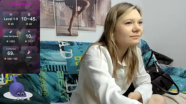 Sunny Sammy online show from 10/08/25, 01:25