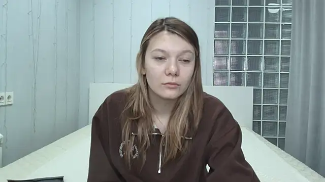 Sunny Sammy online show from 04/11/26, 01:10