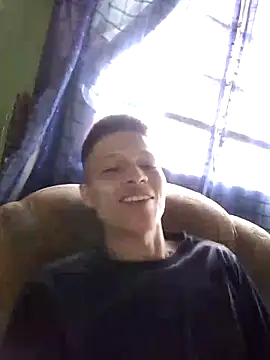 Snapshot of elinnki chatting on 09/15/25, 07:25 elinnki online show from 09/15/25, 07:25