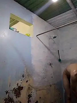 Snapshot of elinnki chatting on 10/20/25, 06:41 elinnki online show from 10/20/25, 06:41