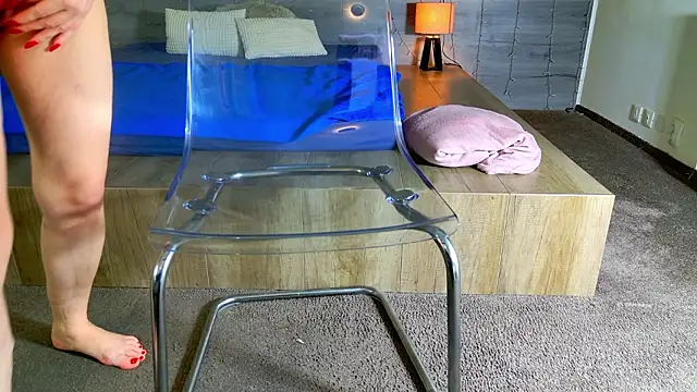 foxxy milf online show from 01/15/26, 08:56