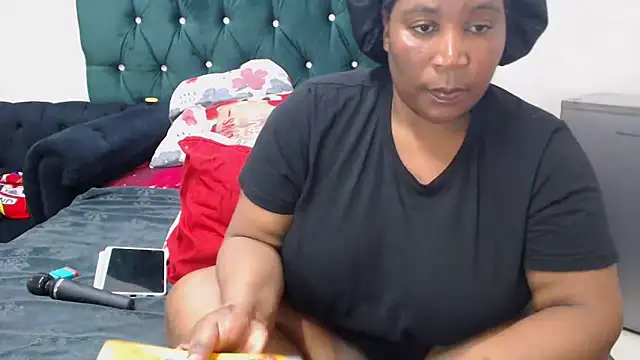 chockclitx5 online show from 10/21/25, 01:45