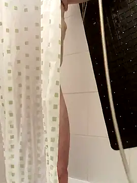 Snapshot of hotmen83 chatting on 03/29/26, 01:49 hotmen83 online show from 03/29/26, 01:49