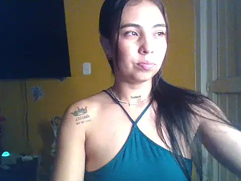 EmmaSplycer02 online show from 04/14/26, 02:39