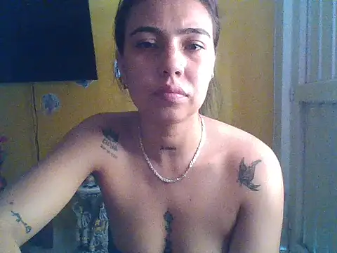 EmmaSplycer02 online show from 04/14/26, 06:14