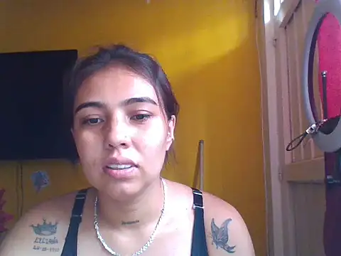 EmmaSplycer02 online show from 04/28/26, 06:35