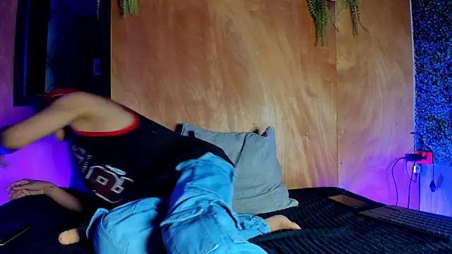 spicy adonhis online show from 04/07/26, 01:22