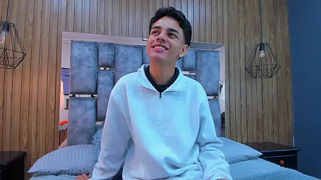 owen  johnson online show from 11/22/25, 12:15