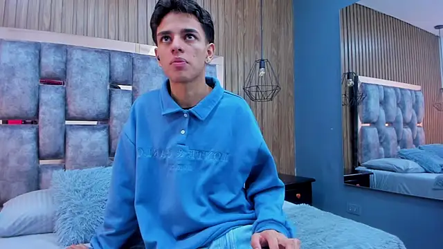 owen  johnson online show from 11/30/25, 11:47