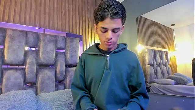 Snapshot of owen__johnson chatting on 02/03/26, 11:59 owen johnson online show from 02/03/26, 11:59