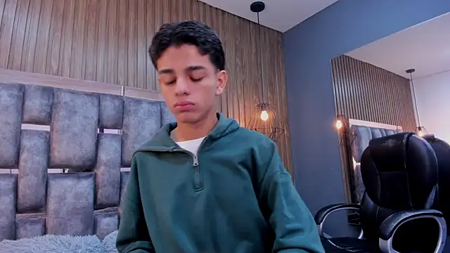 Snapshot of owen__johnson chatting on 02/23/26, 11:51 owen johnson online show from 02/23/26, 11:51