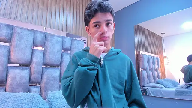 owen  johnson online show from 03/23/26, 11:47