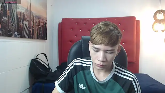 nathanclay online show from 12/05/25, 03:26