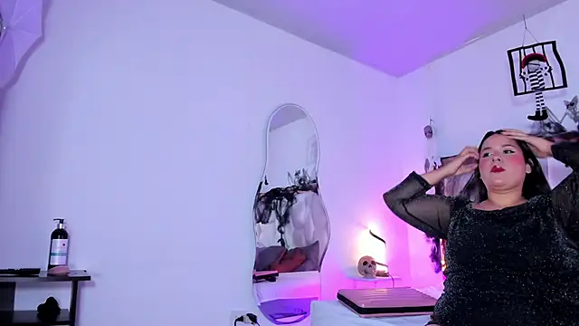 Snapshot of SamanthaDiamonds_ chatting on 10/12/25, 12:09 SamanthaDiamonds online show from 10/12/25, 12:09