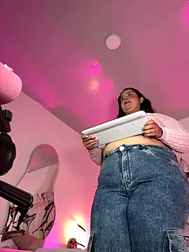 Snapshot of SamanthaDiamonds_ chatting on 10/25/25, 12:29 SamanthaDiamonds online show from 10/25/25, 12:29