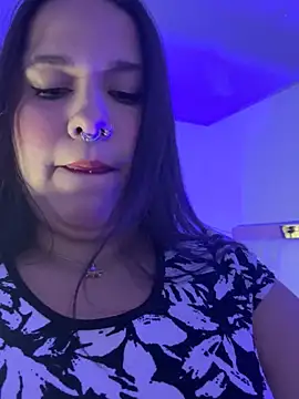 Snapshot of SamanthaDiamonds_ chatting on 11/06/25, 12:11 SamanthaDiamonds online show from 11/06/25, 12:11