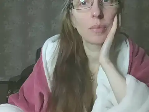 Snapshot of CandiCole chatting on 04/22/26, 04:37 CandiCole online show from 04/22/26, 04:37
