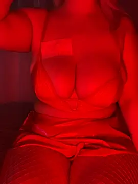 emiliafrancaise online show from 03/09/26, 09:08