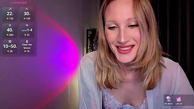 BiancaHelo online show from 11/22/25, 09:25