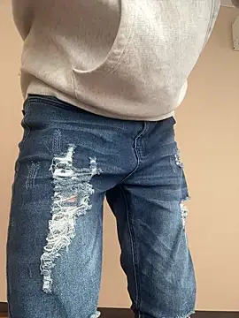 iikangi online show from 02/21/26, 04:02