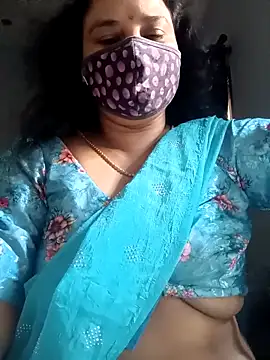 Snapshot of Tamil_Sivani chatting on 02/08/26, 03:43 Tamil Sivani online show from 02/08/26, 03:43