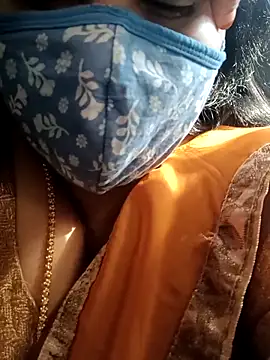 Snapshot of Tamil_Sivani chatting on 02/11/26, 10:20 Tamil Sivani online show from 02/11/26, 10:20