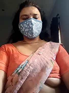 Snapshot of Tamil_Sivani chatting on 02/12/26, 03:01 Tamil Sivani online show from 02/12/26, 03:01