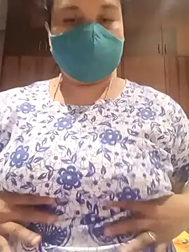 Snapshot of Tamil_Sivani chatting on 02/24/26, 02:48 Tamil Sivani online show from 02/24/26, 02:48