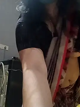 Snapshot of Tamil_Sivani chatting on 02/25/26, 02:59 Tamil Sivani online show from 02/25/26, 02:59