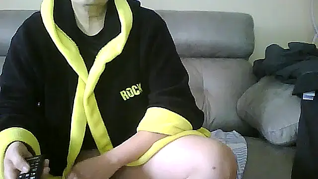 Snapshot of geli45 chatting on 01/12/26, 11:26 geli45 online show from 01/12/26, 11:26