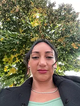 Ninabigtitied online show from 10/08/25, 03:53