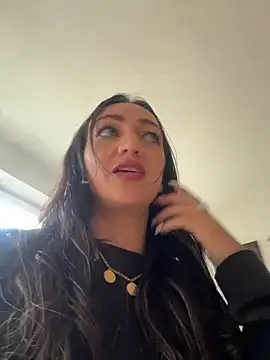 Ninabigtitied online show from 11/14/25, 12:26