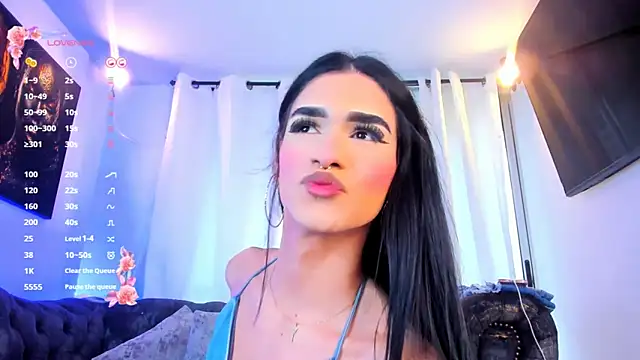  Mia Pink  online show from 12/21/25, 09:55