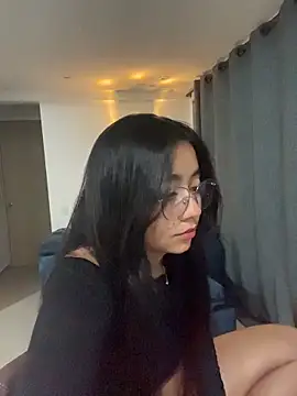 Snapshot of Lily_June chatting on 10/14/25, 01:06 Lily June online show from 10/14/25, 01:06