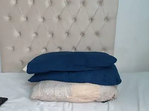 Lolly Ramochele online show from 12/19/25, 07:21