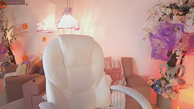 JadeSummerr online show from 10/18/25, 11:44