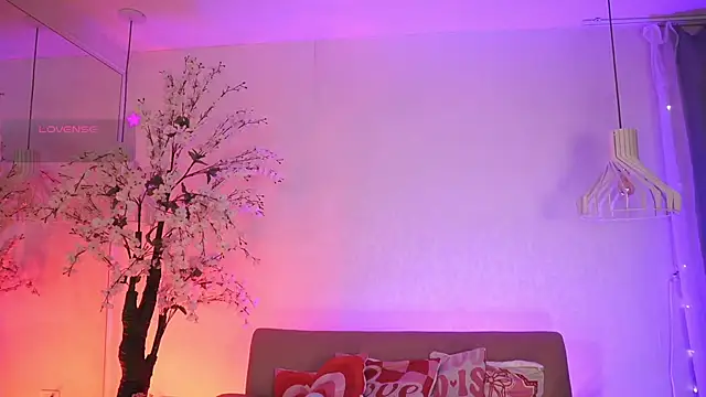 JadeSummerr online show from 04/07/26, 11:43