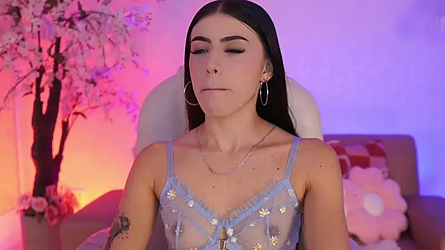 JadeSummerr online show from 04/18/26, 11:36