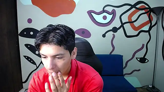 Luca vega online show from 11/05/25, 01:22