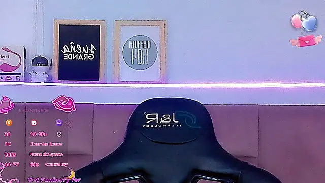 Baby FenixTS online show from 01/09/26, 11:57